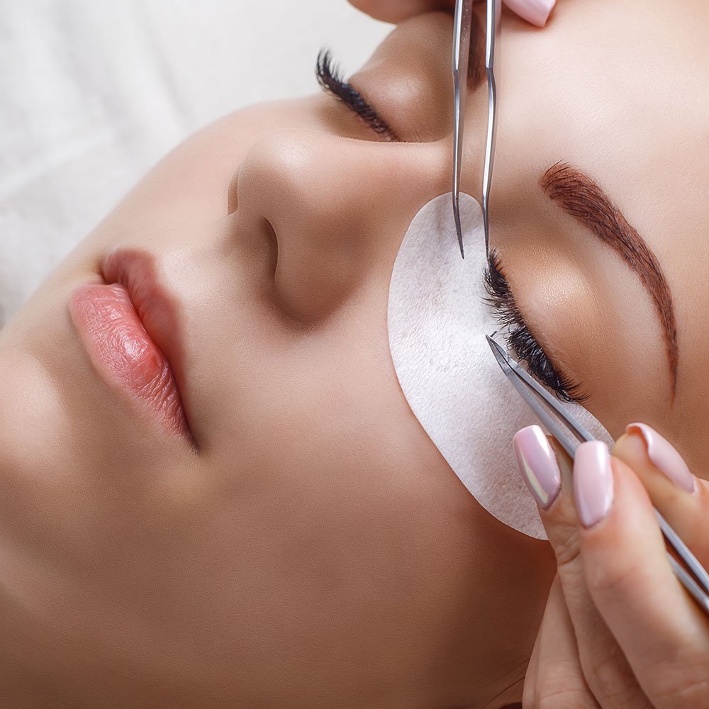 Lash lift & tints treatment in progress, enhancing natural lashes at Dagna Joanna in York, UK.