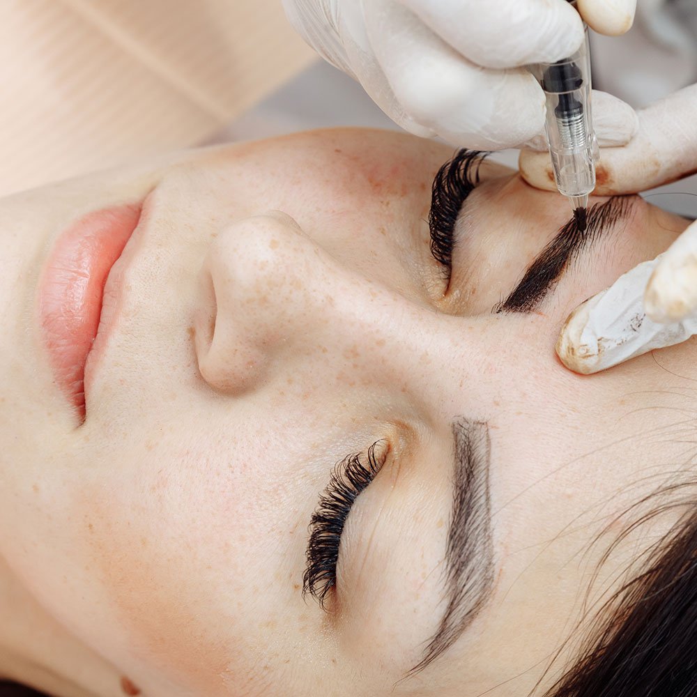 Combination brows treatment blending hair strokes and shading for fuller brows at Dagna Joanna in York, UK.